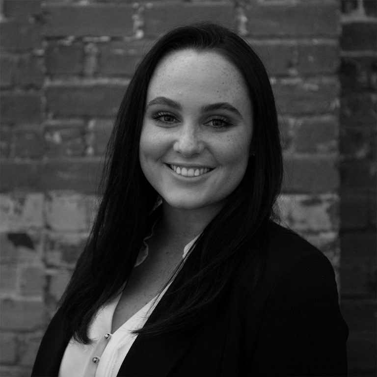 Cat Hendrick headshot