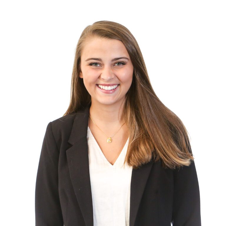 Lindsey Neel headshot