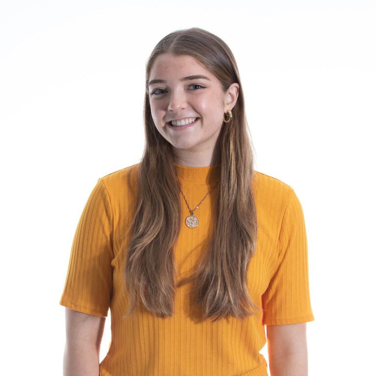 Rachel Hasson headshot