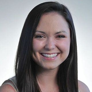Carrie Clemens Headshot