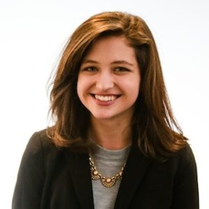 Hannah Robbins Headshot