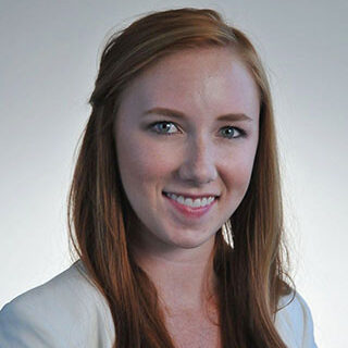 Laura Dunlap Headshot