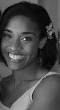 Lora Smothers Headshot