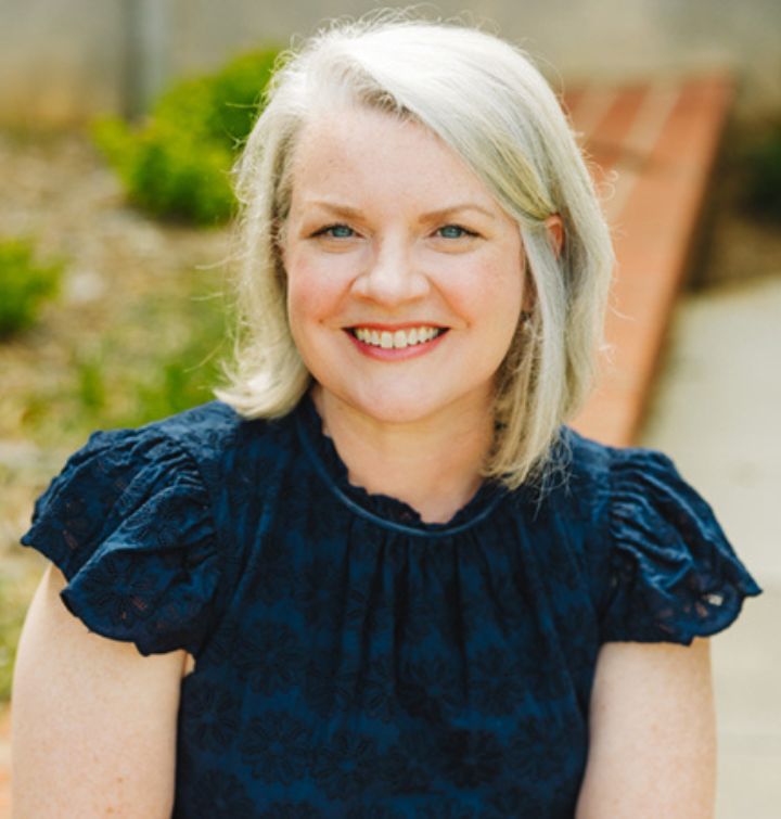 Kelly Ford Headshot